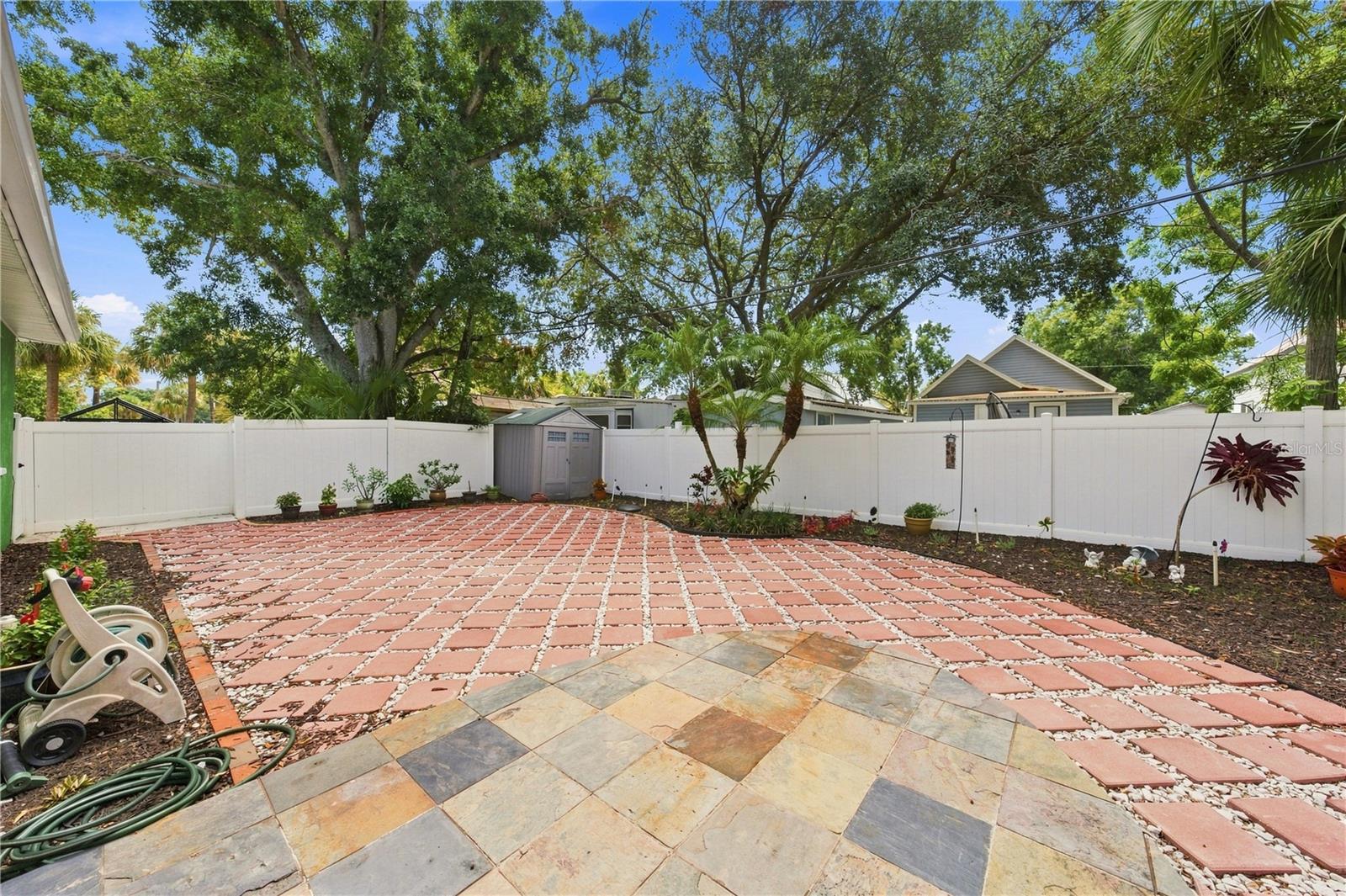 2318 W CHERRY ST — photo 28