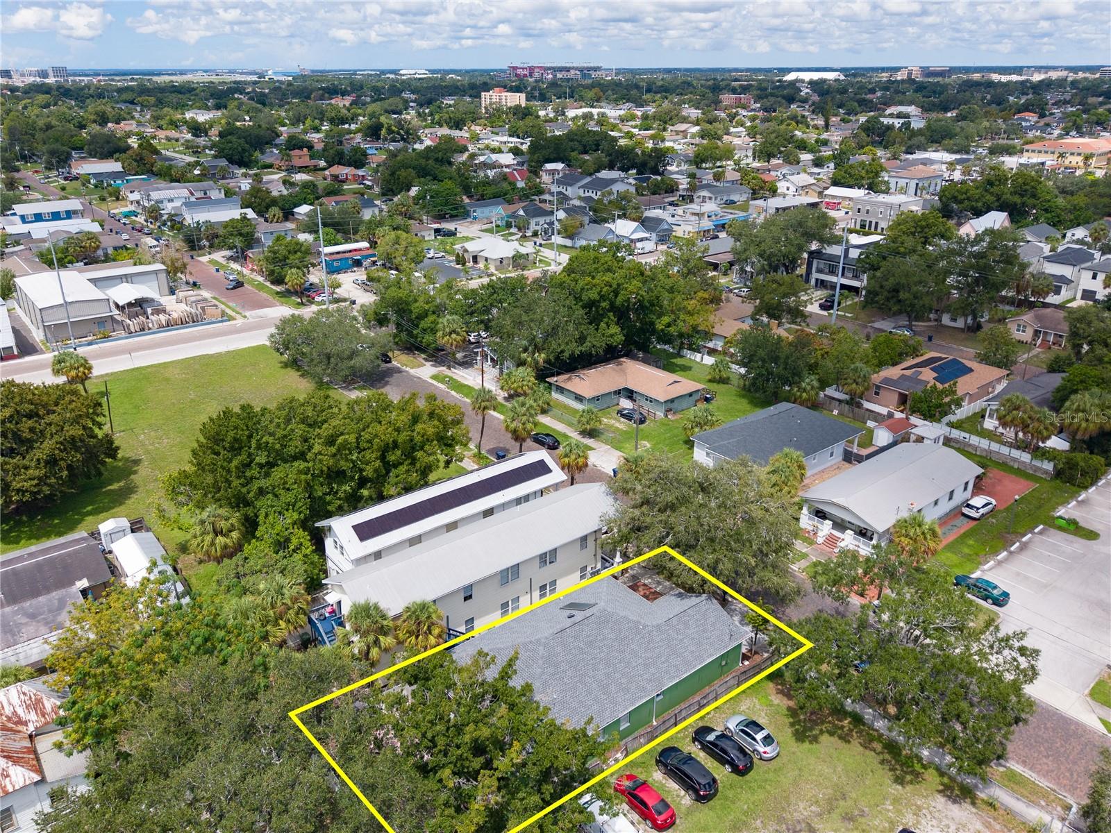 2318 W CHERRY ST — photo 42