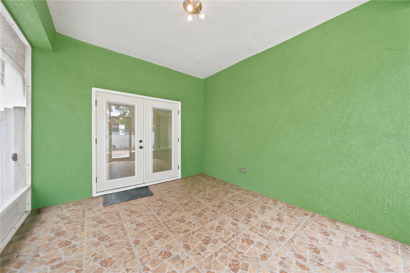 2318 W CHERRY ST — photo 27