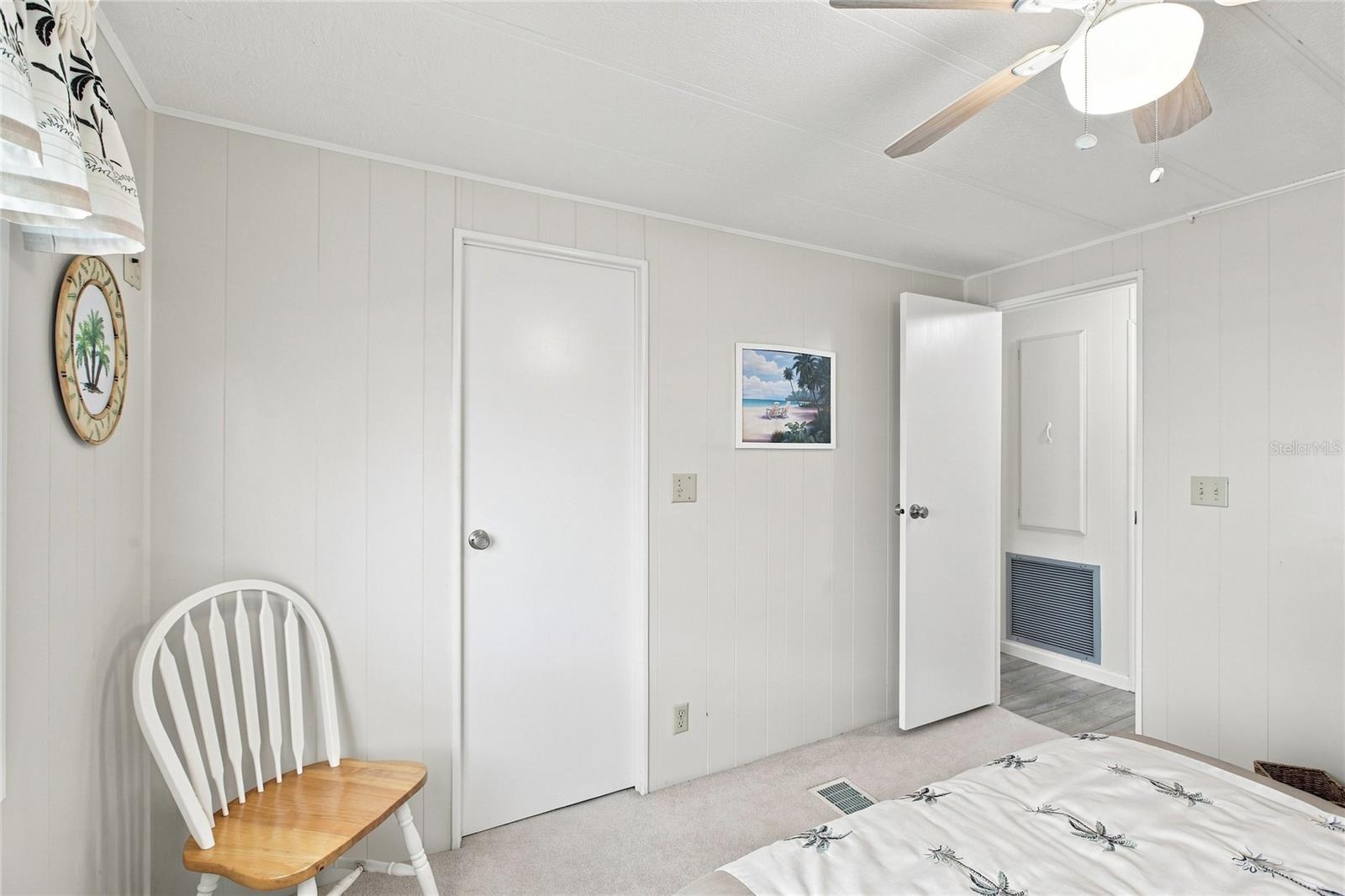 106 KING ARTHUR DR — photo 29