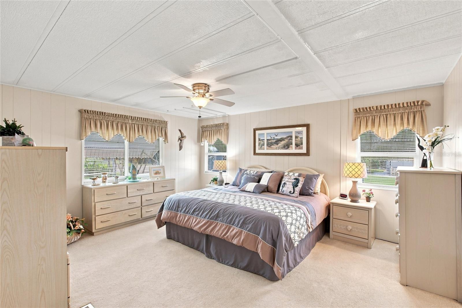 106 KING ARTHUR DR — photo 20