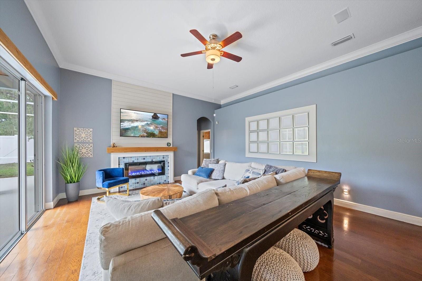 7378 DEER CROSSING CT — photo 17