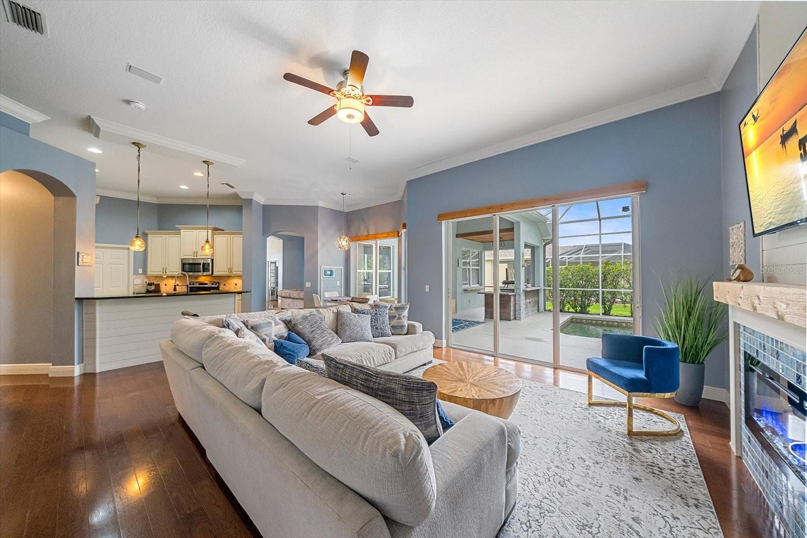 7378 DEER CROSSING CT — photo 15