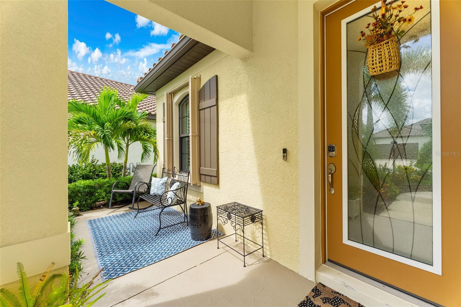 208 CAPRIANA CT — photo 4