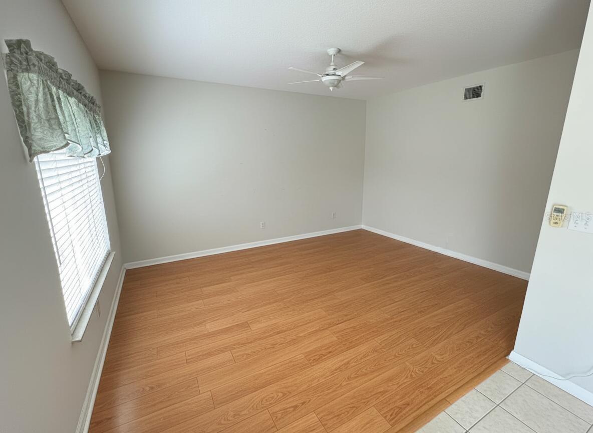 406 WINGATE CIR — photo 7