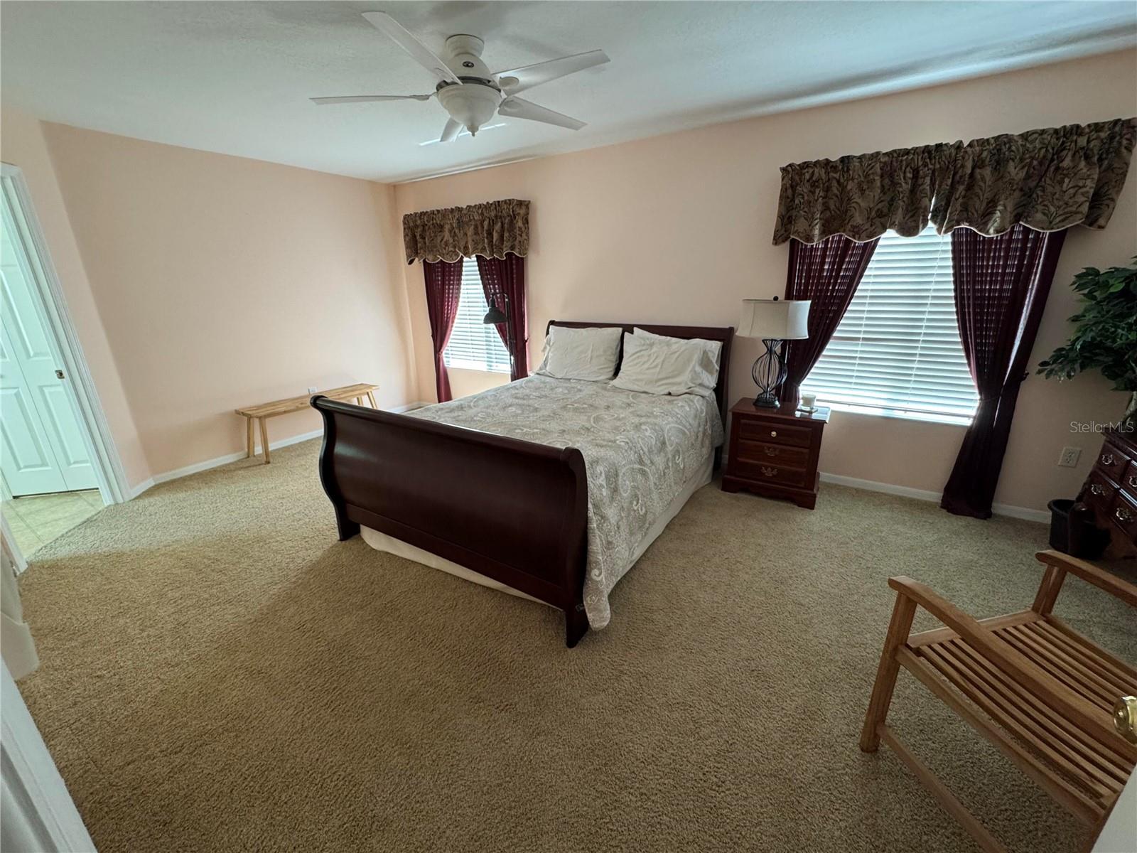 406 WINGATE CIR — photo 11