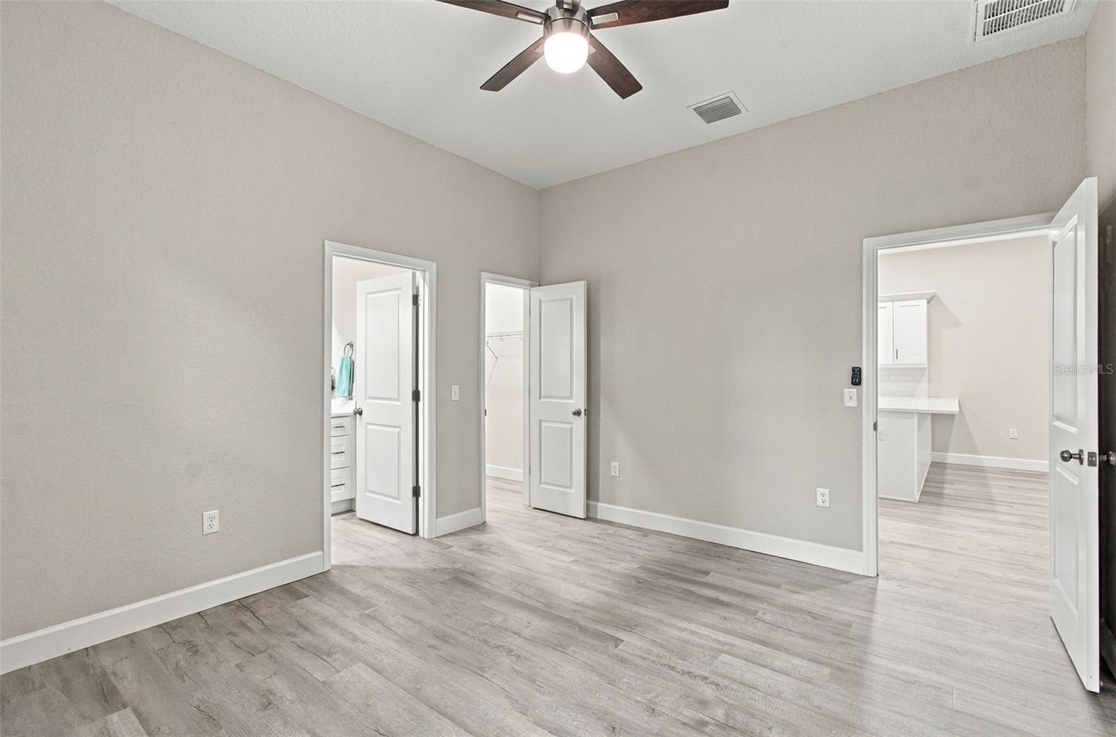 308 E DAMON ST — photo 60