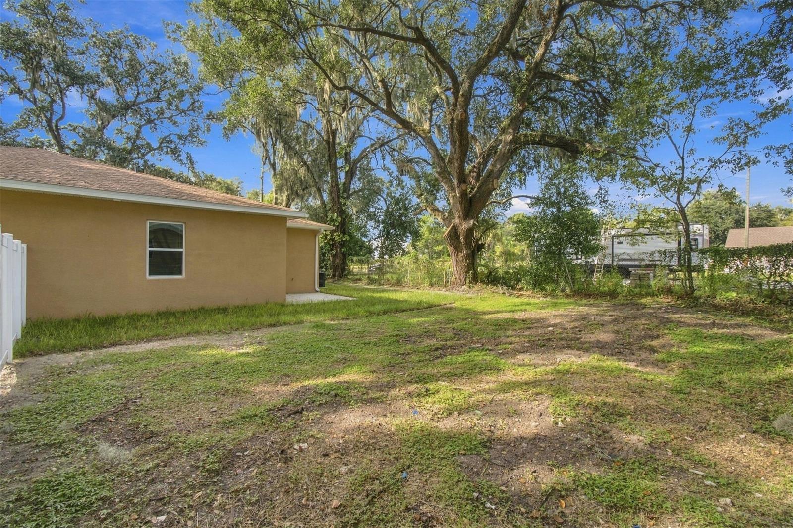 308 E DAMON ST — photo 44