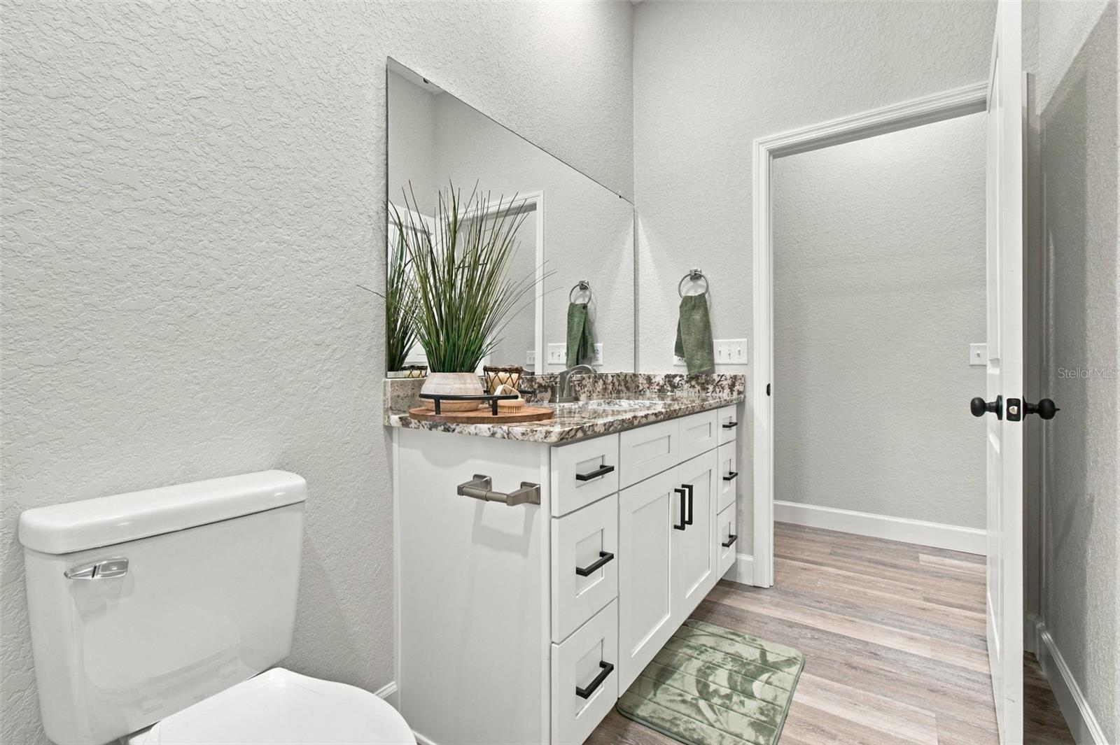 308 E DAMON ST — photo 16