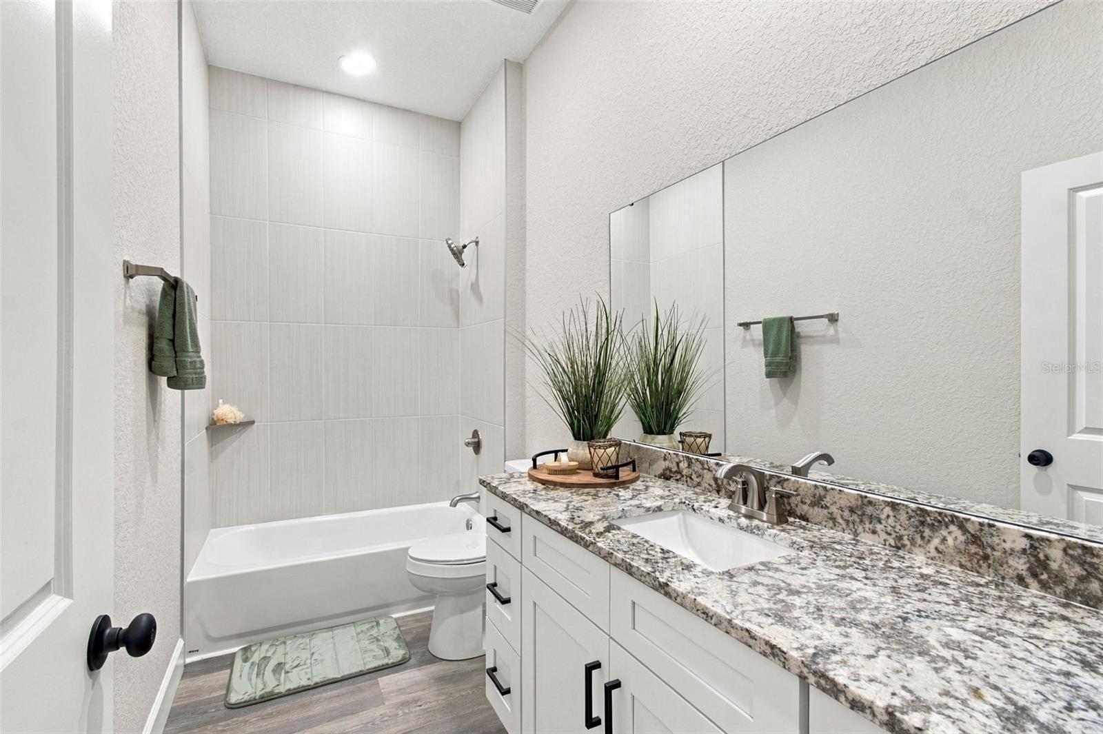308 E DAMON ST — photo 17