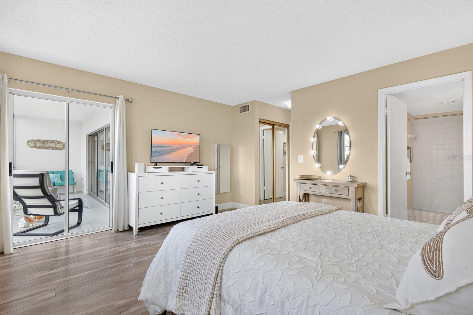 4240 IRONWOOD CIR #302A — photo 31