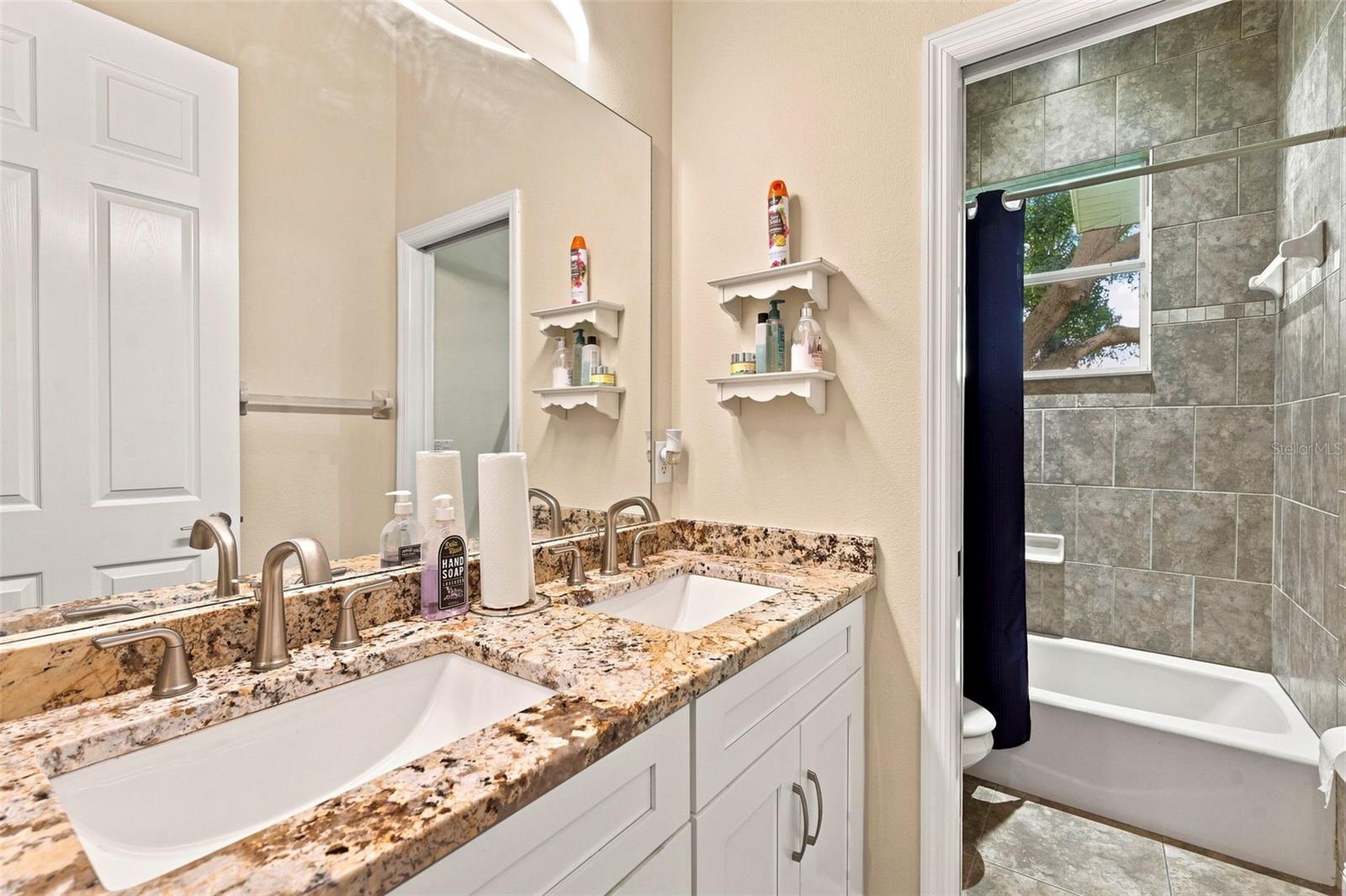 3410 PUNKIN PATCH LN — photo 30