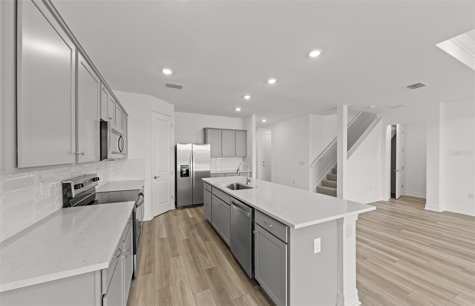 2736 WINDING CREEK TRL — photo 10