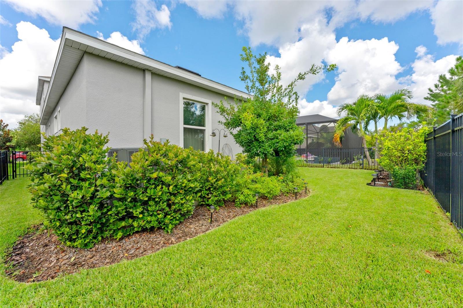 5520 SILVER SUN DR — photo 47