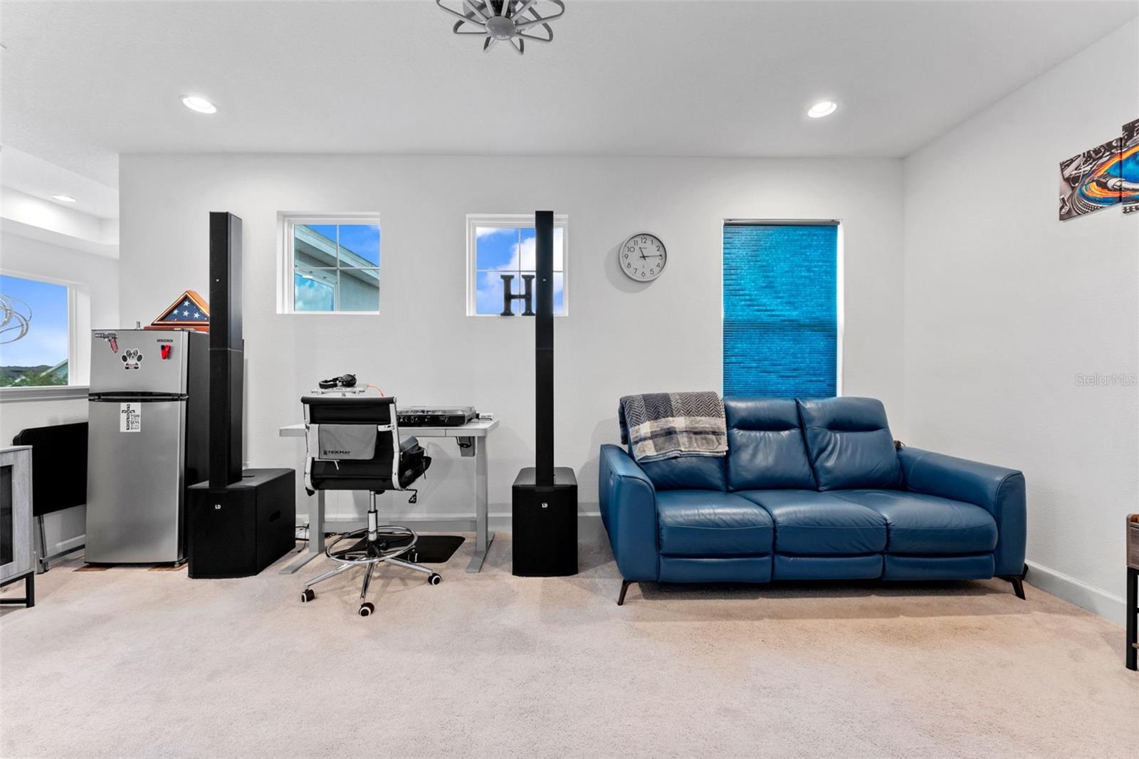 5520 SILVER SUN DR — photo 40