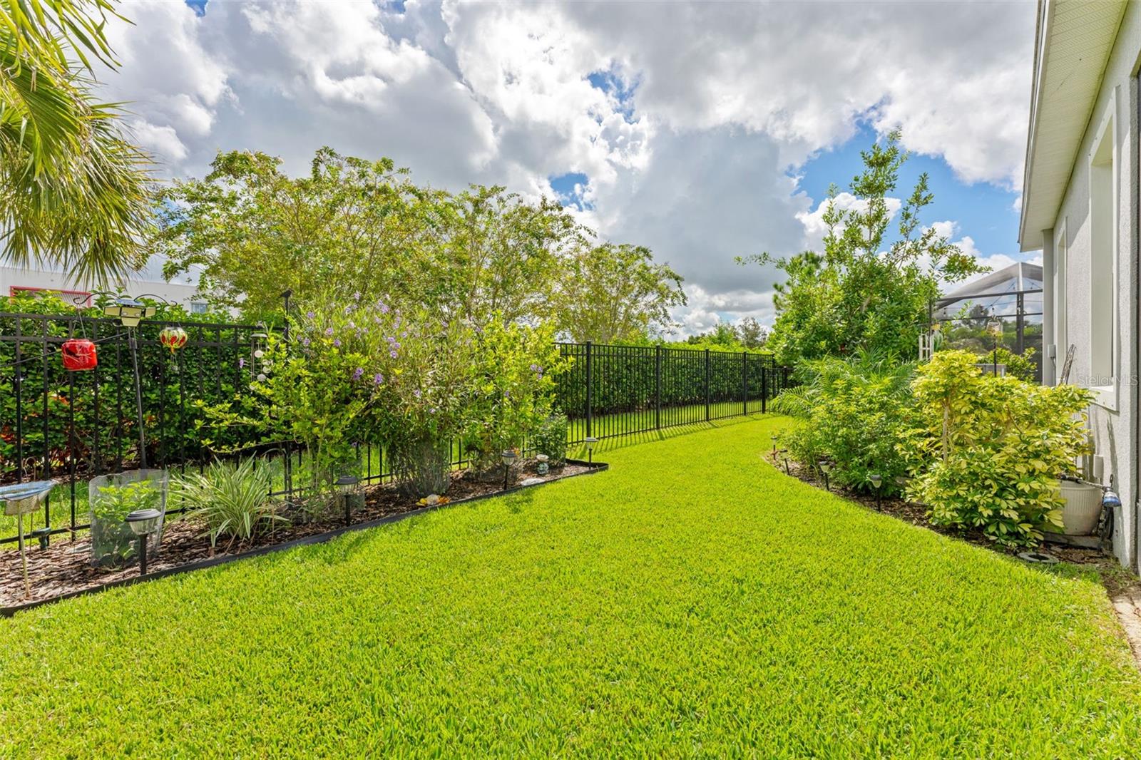 5520 SILVER SUN DR — photo 10