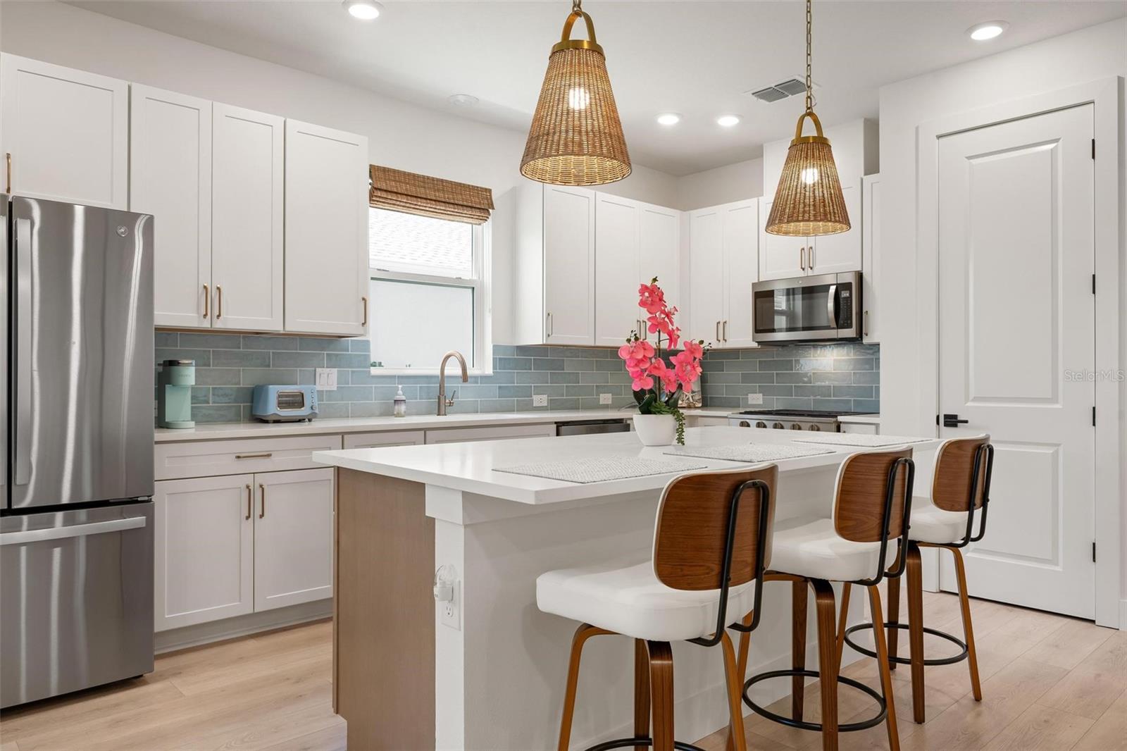 7646 SEAFLOWER PKWY — photo 4