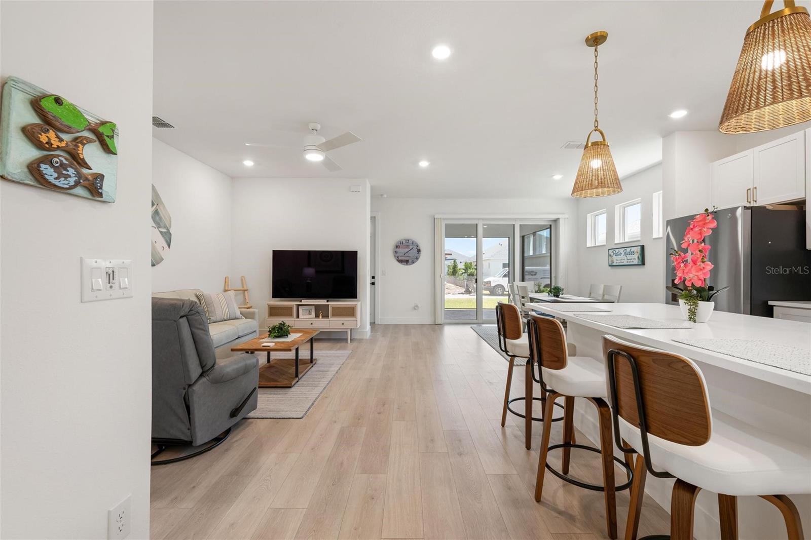 7646 SEAFLOWER PKWY — photo 3