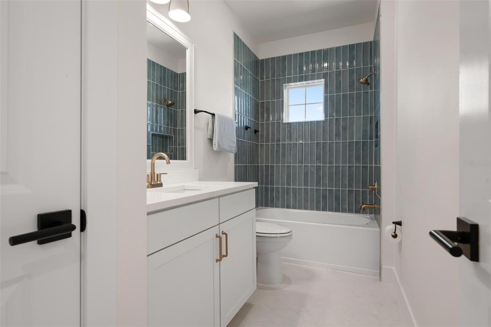 7646 SEAFLOWER PKWY — photo 27