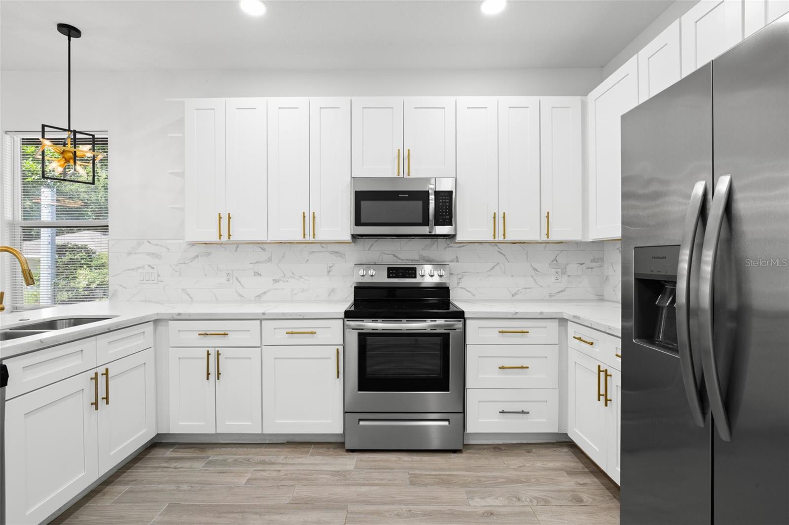1202 E 32ND AVE — photo 11