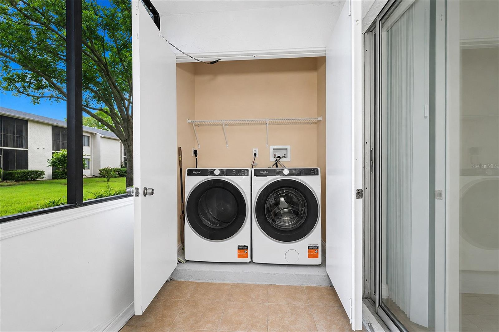 205 PALMETTO CT #205 — photo 24