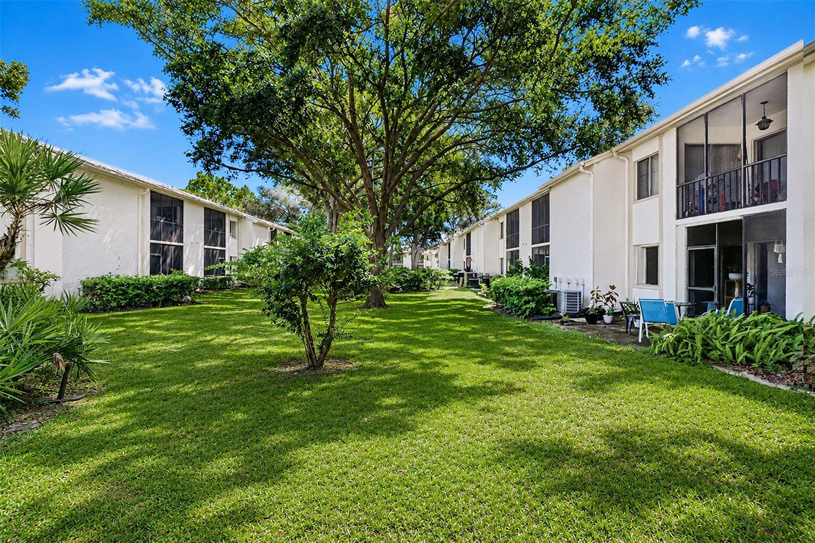 205 PALMETTO CT #205 — photo 26
