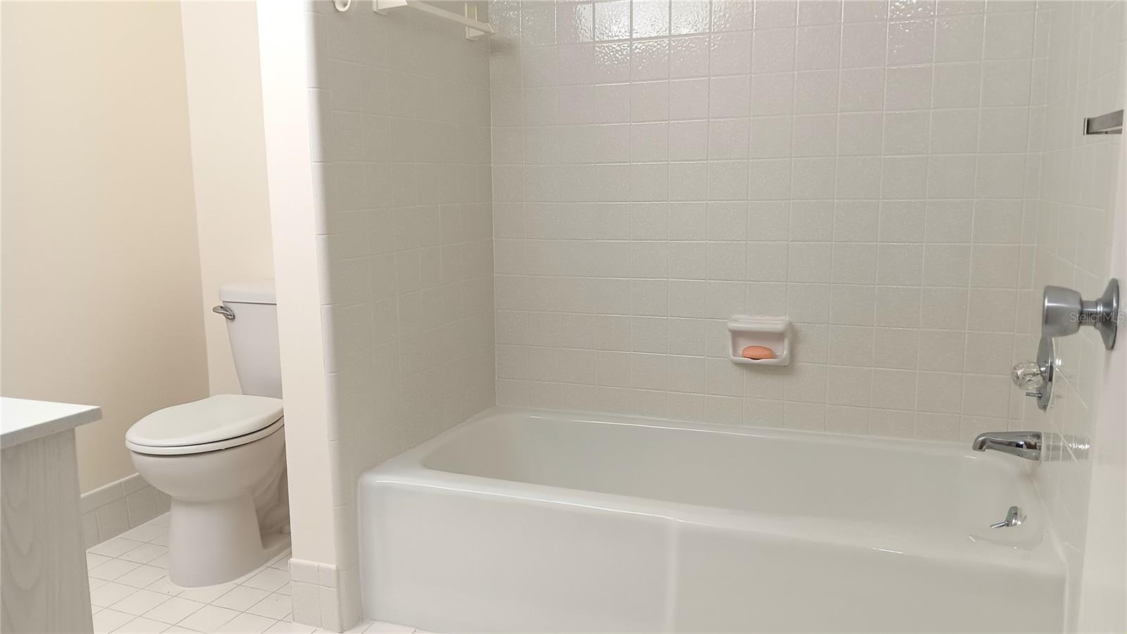 327 34TH AVE N #304 — photo 10