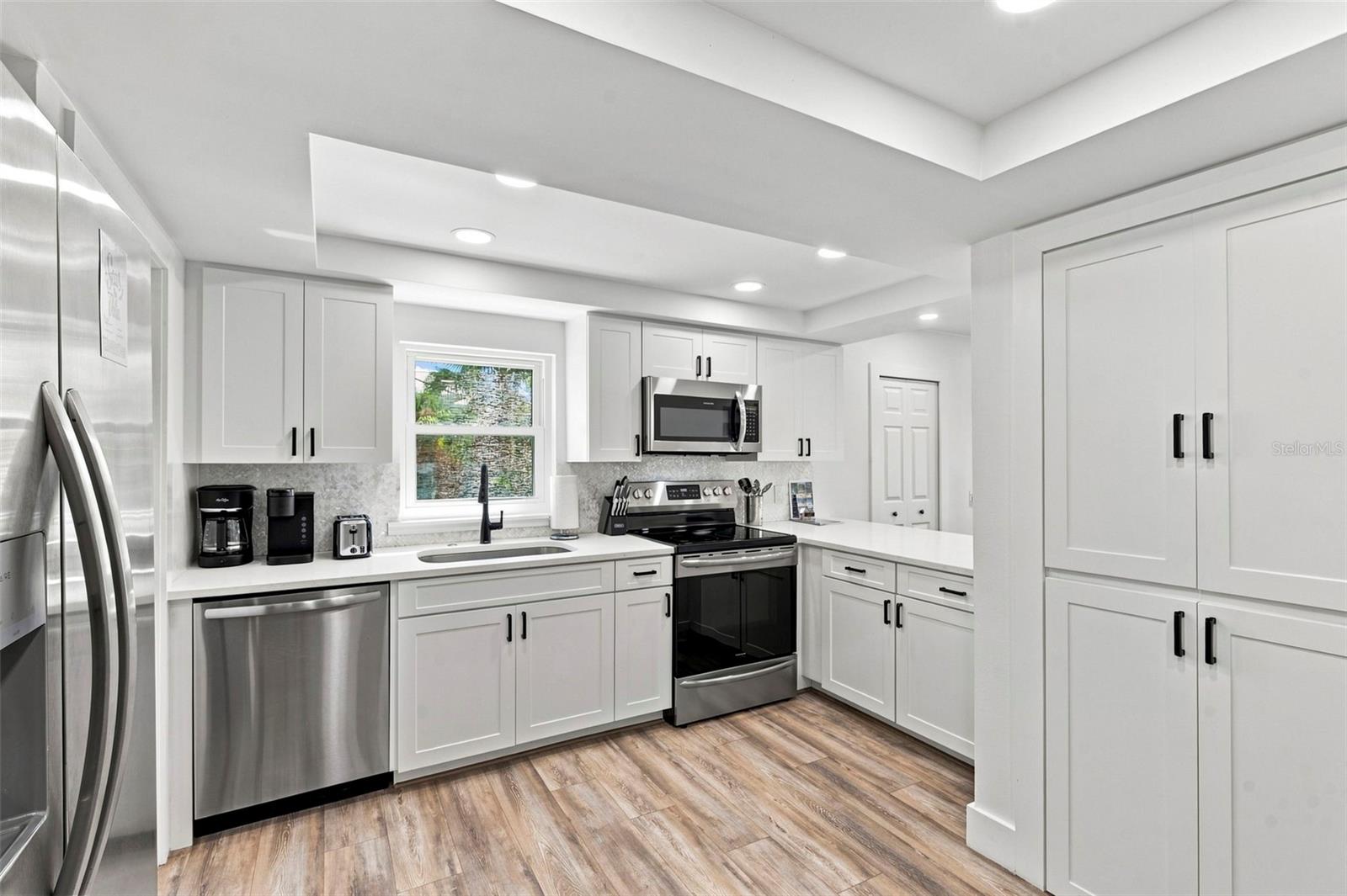 113 4TH AVE — photo 3