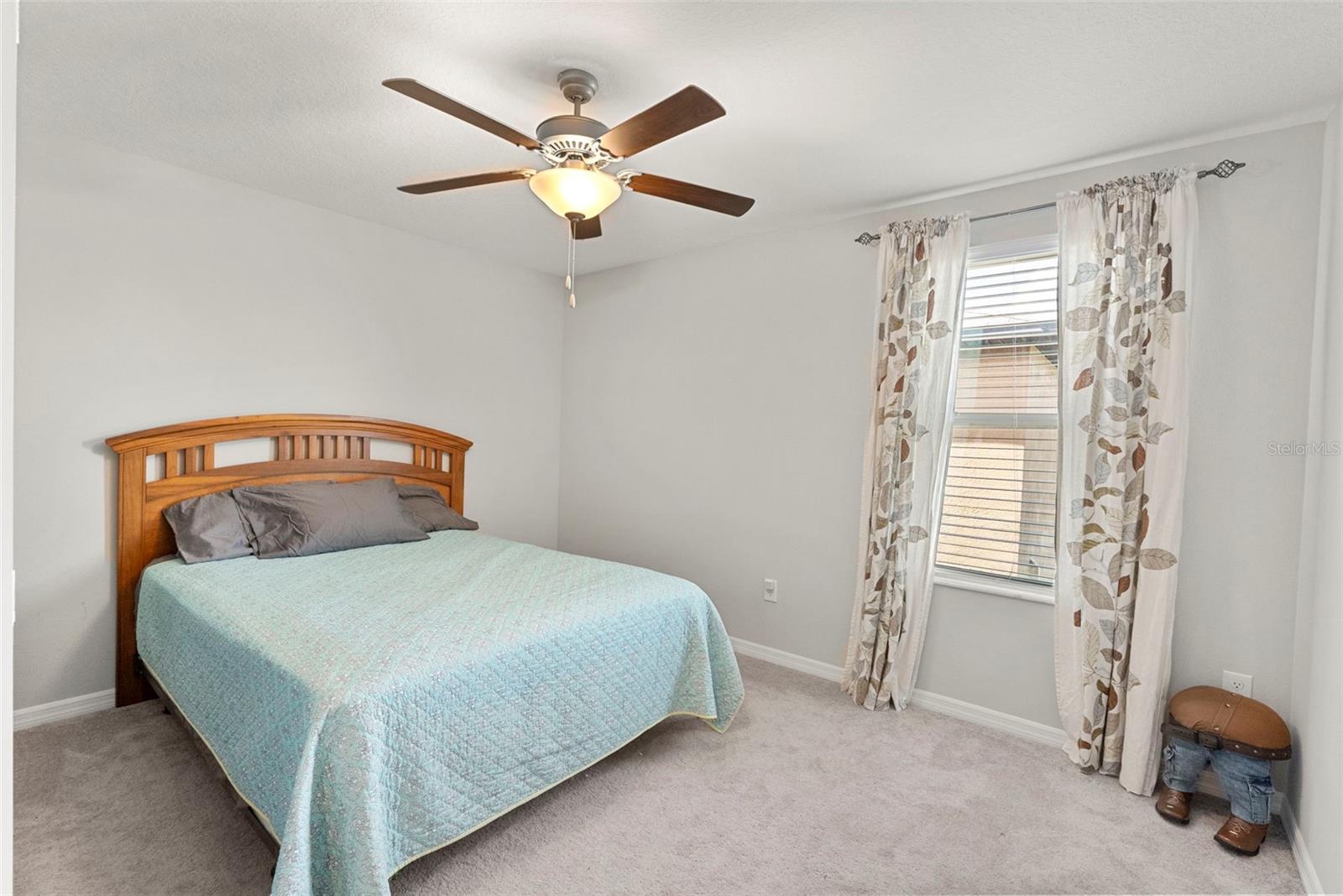 407 ROYAL EMPRESS DR — photo 42