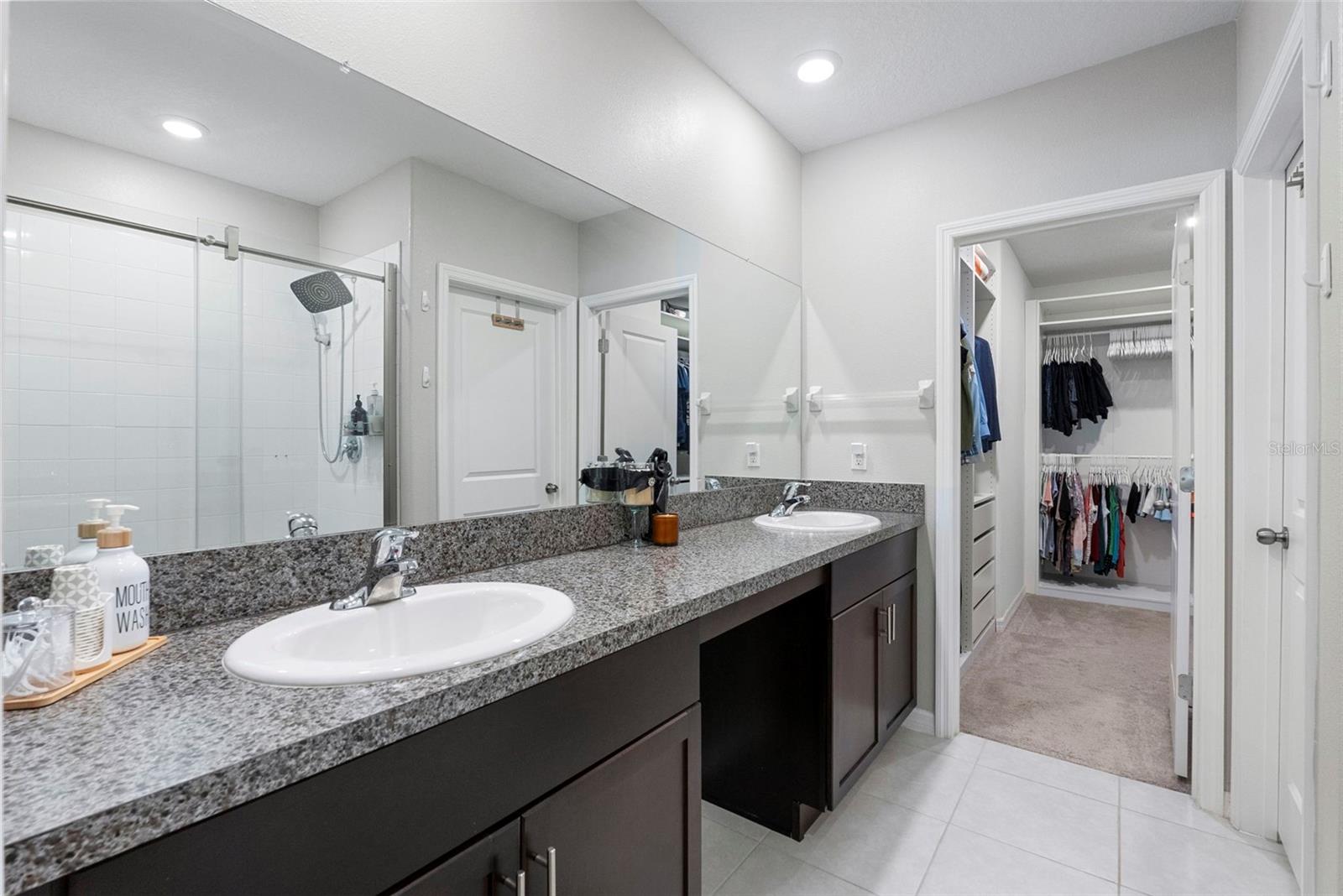 407 ROYAL EMPRESS DR — photo 28