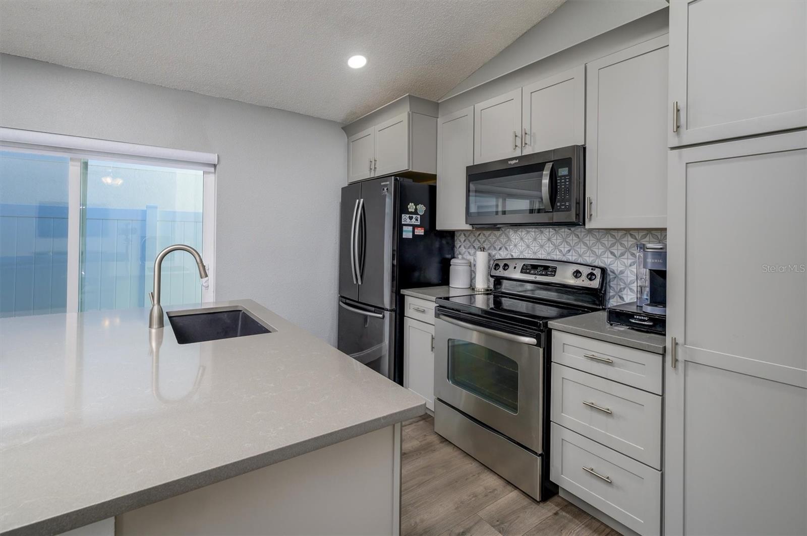 30516 BIRDHOUSE DR — photo 9