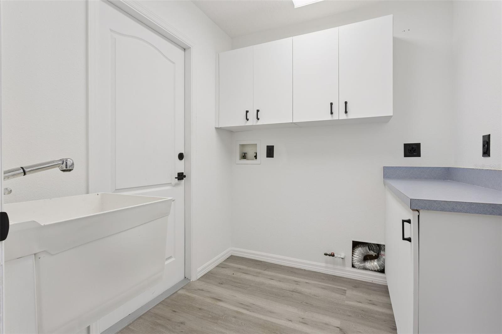 6302 SILVER OAKS DR — photo 21