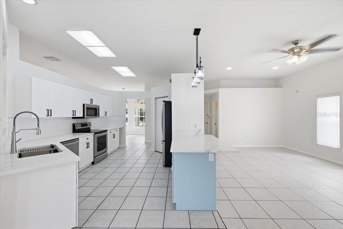 6223 ROCK CREEK CIR — photo 31