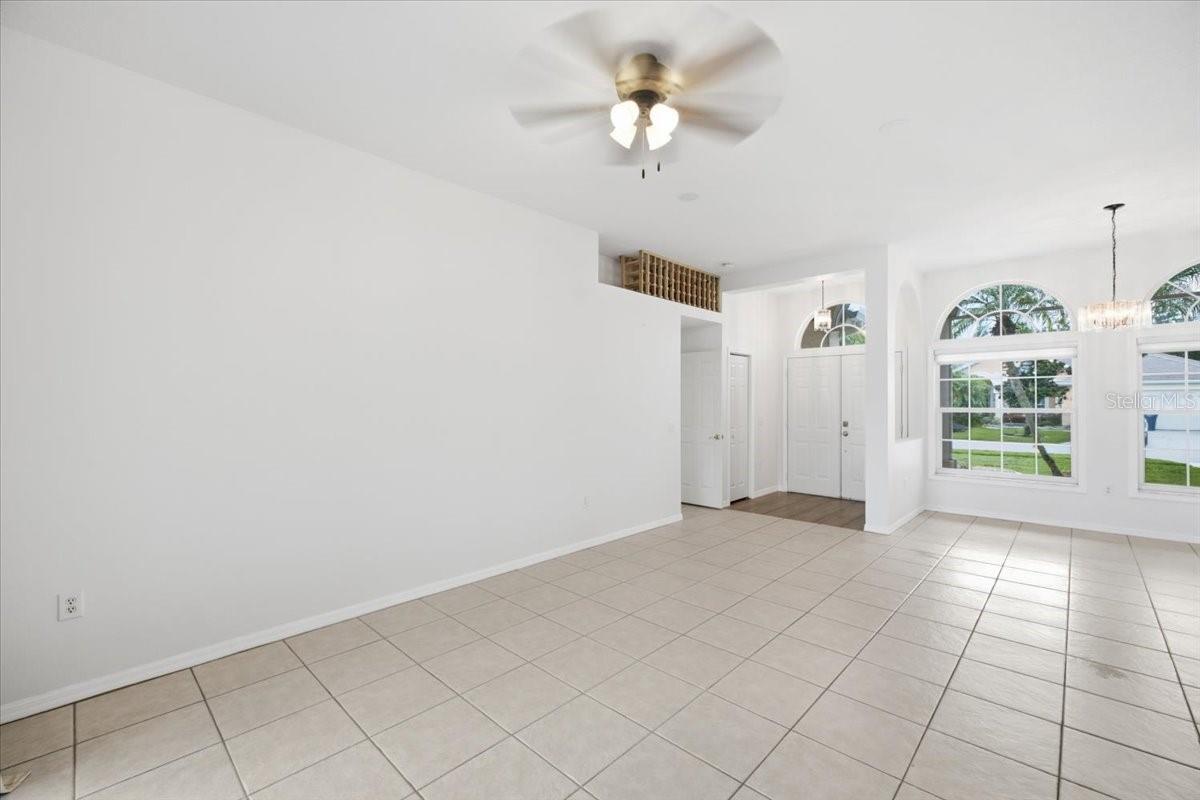 6223 ROCK CREEK CIR — photo 27