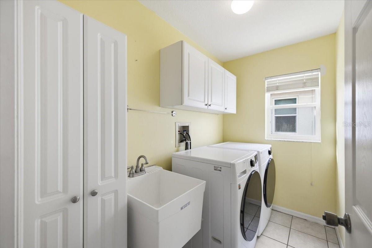 6223 ROCK CREEK CIR — photo 48