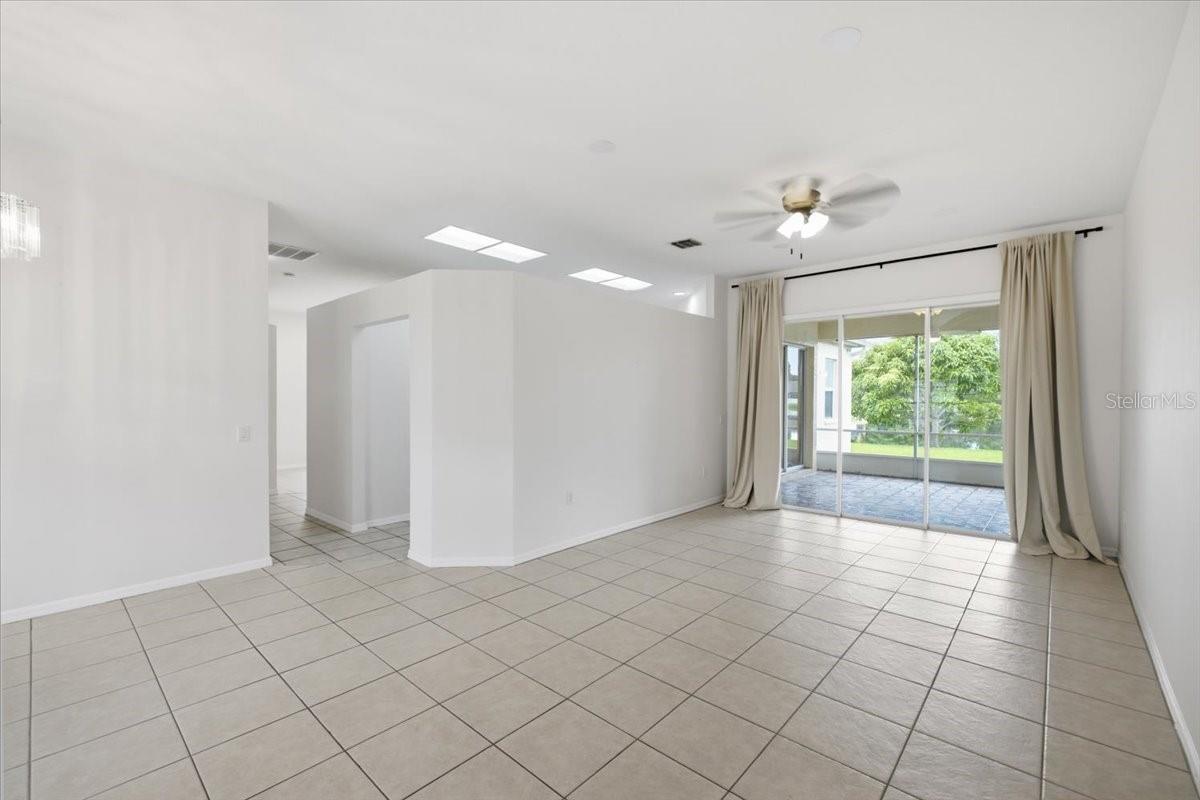 6223 ROCK CREEK CIR — photo 25