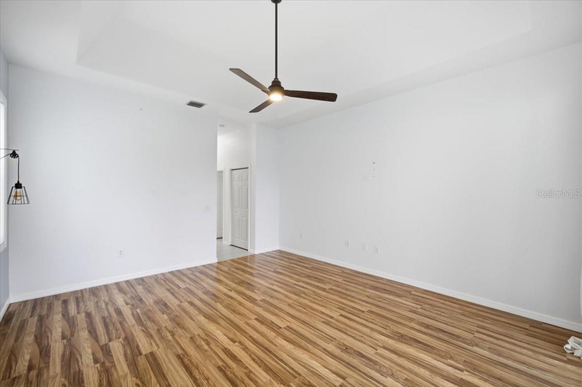6223 ROCK CREEK CIR — photo 37
