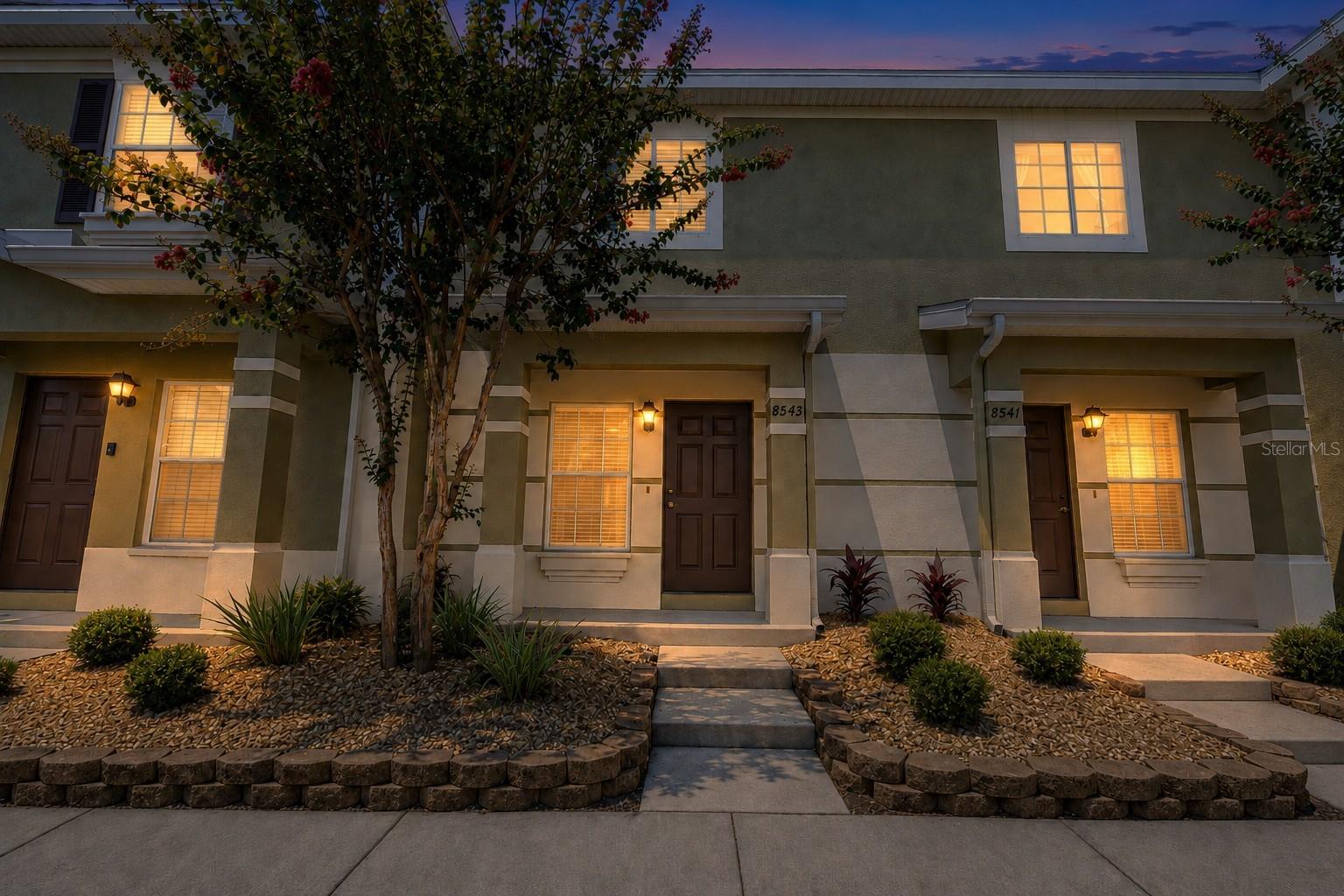 8543 TRAIL WIND DR — photo 23