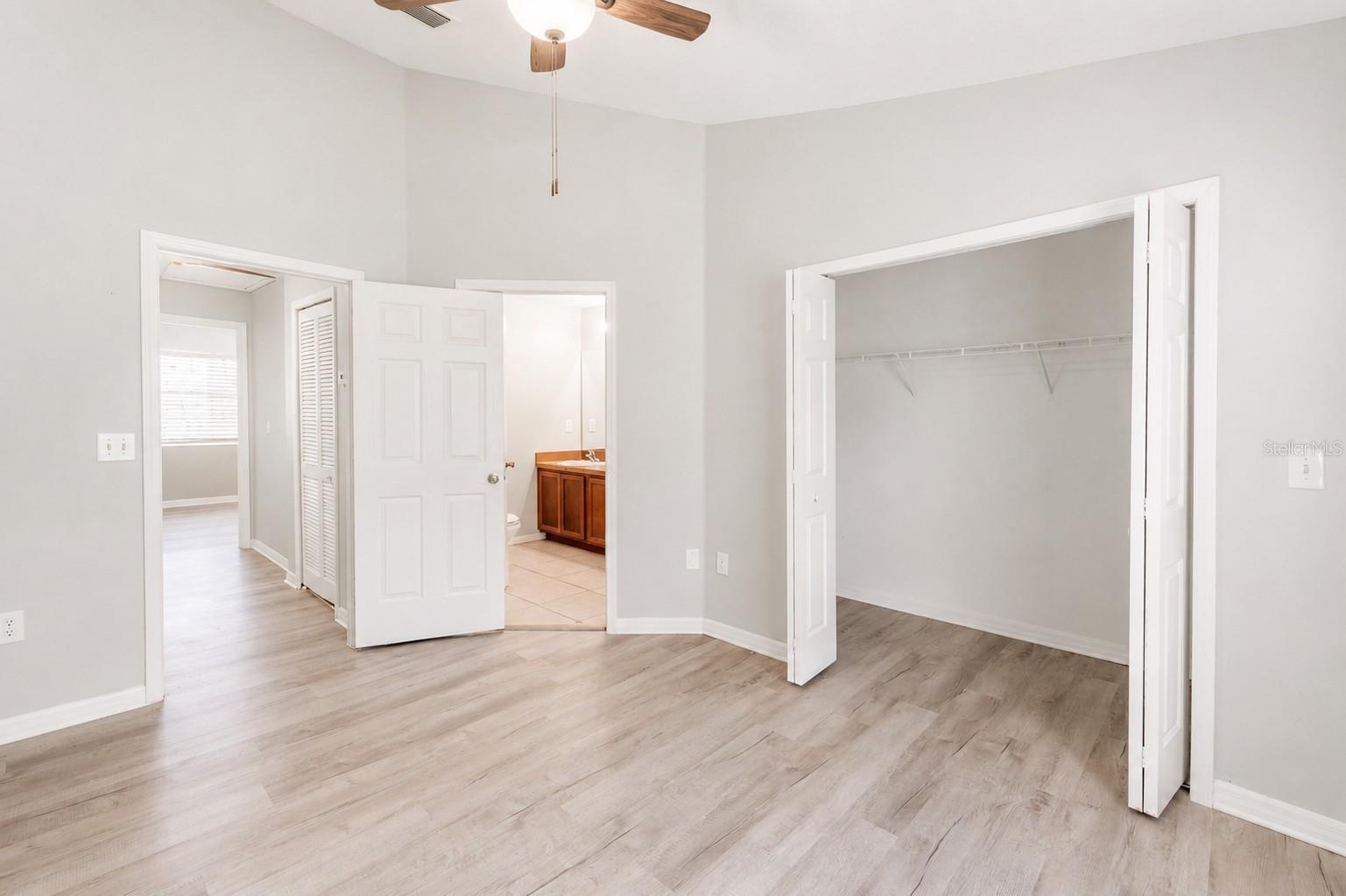 8543 TRAIL WIND DR — photo 14