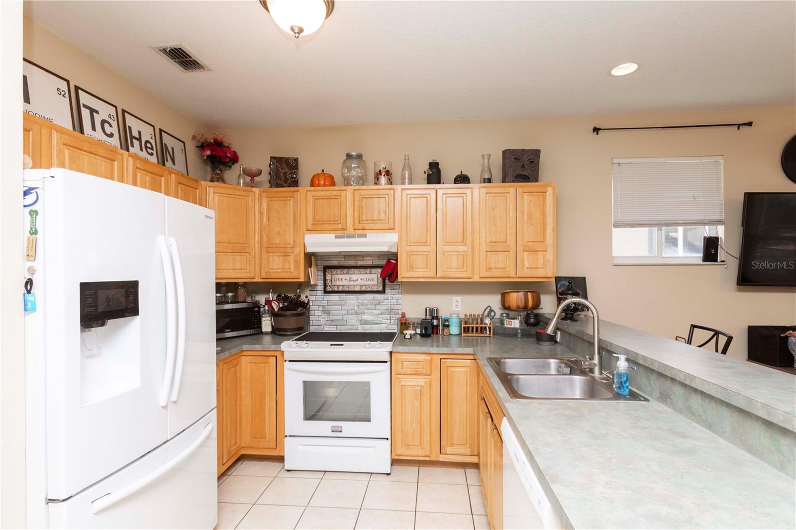 6212 MOOREFIELD LN — photo 9