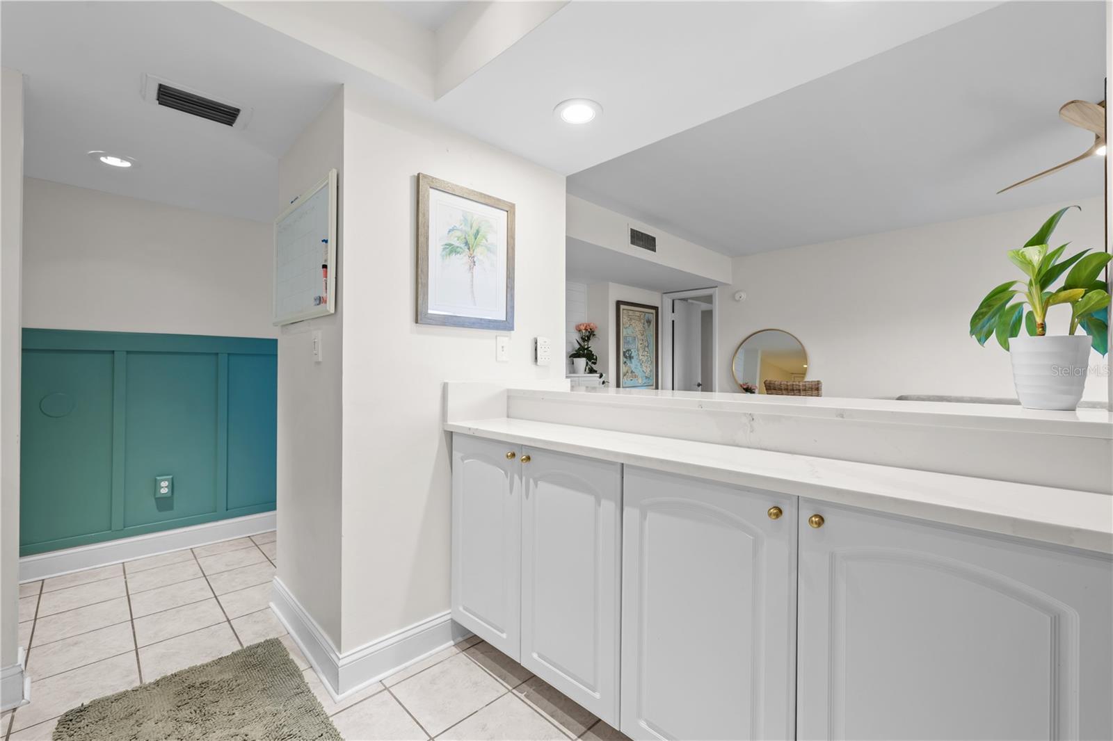 782 VILLAGE LAKE TER N #103 — photo 17