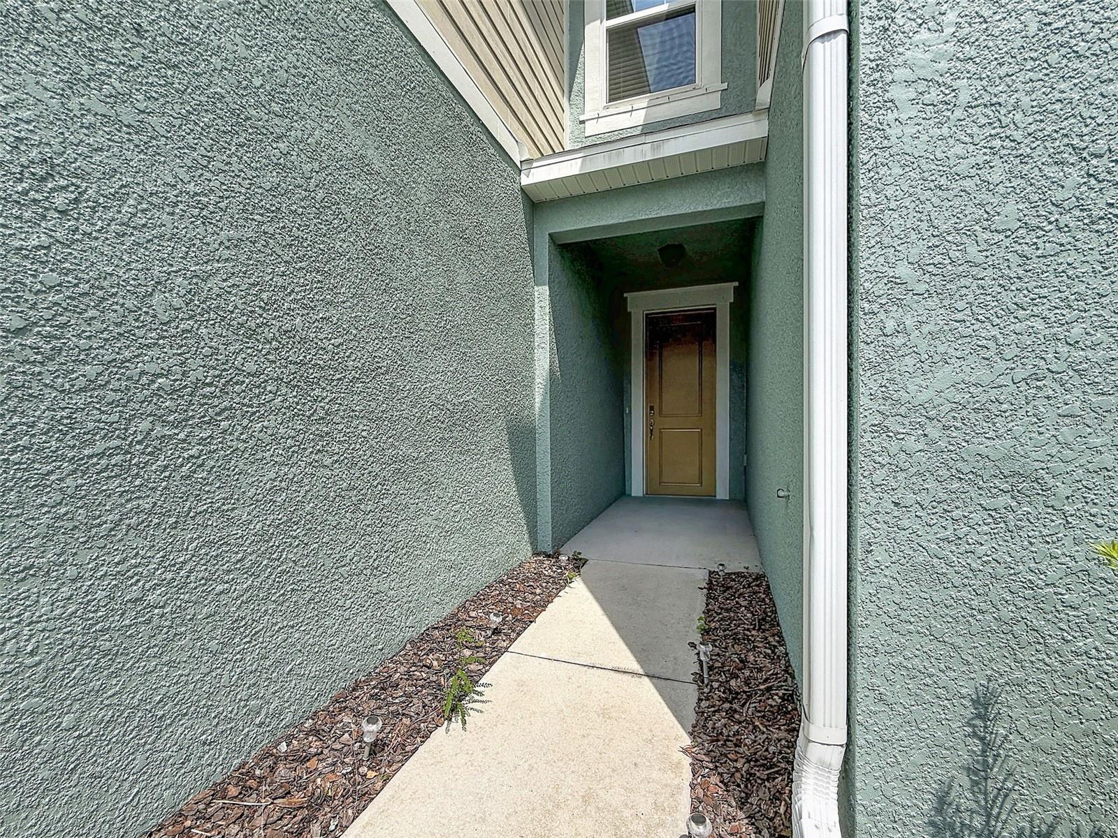 2404 ARCH AVE — photo 9
