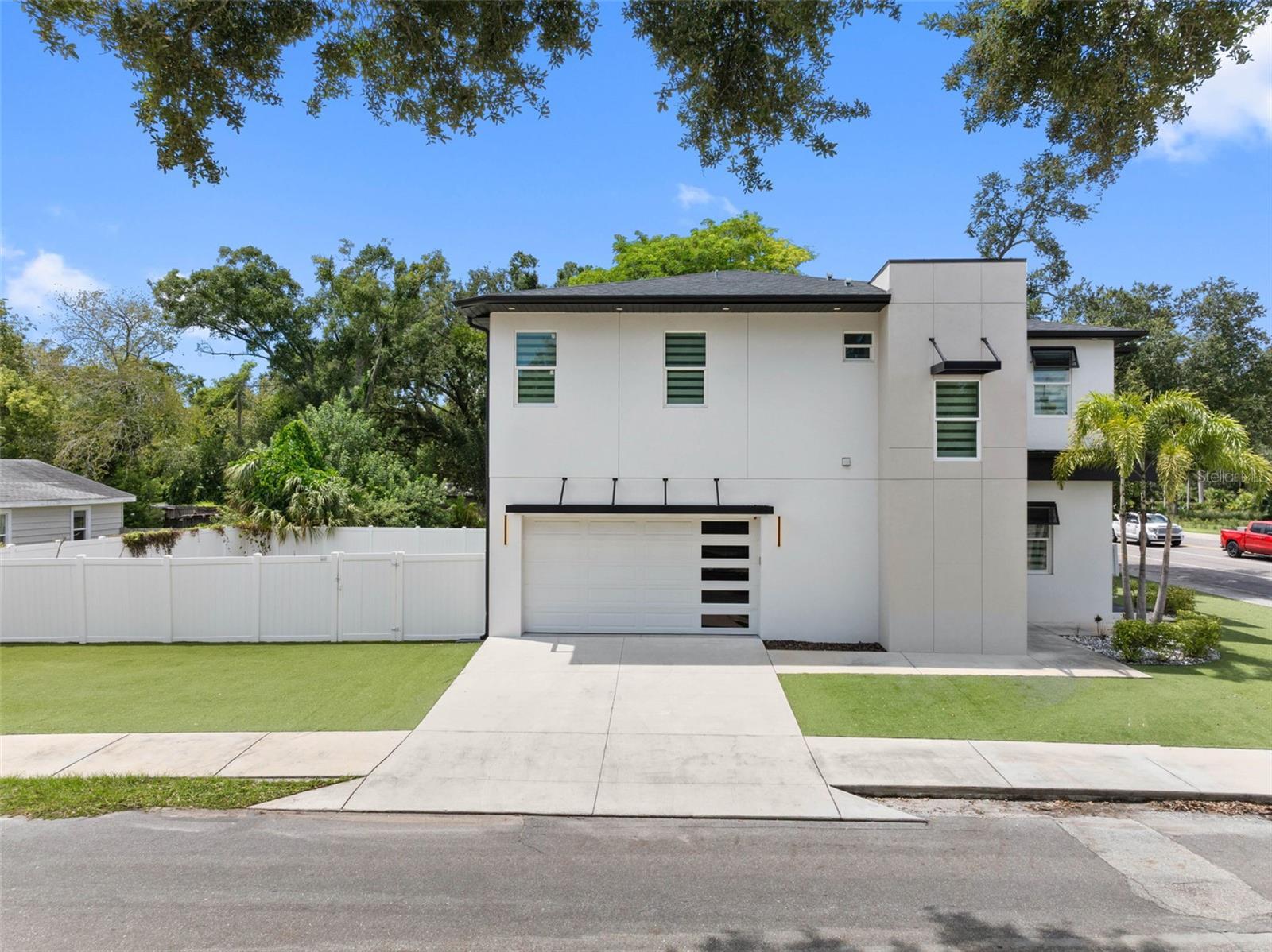 902 W SLIGH AVE — photo 49