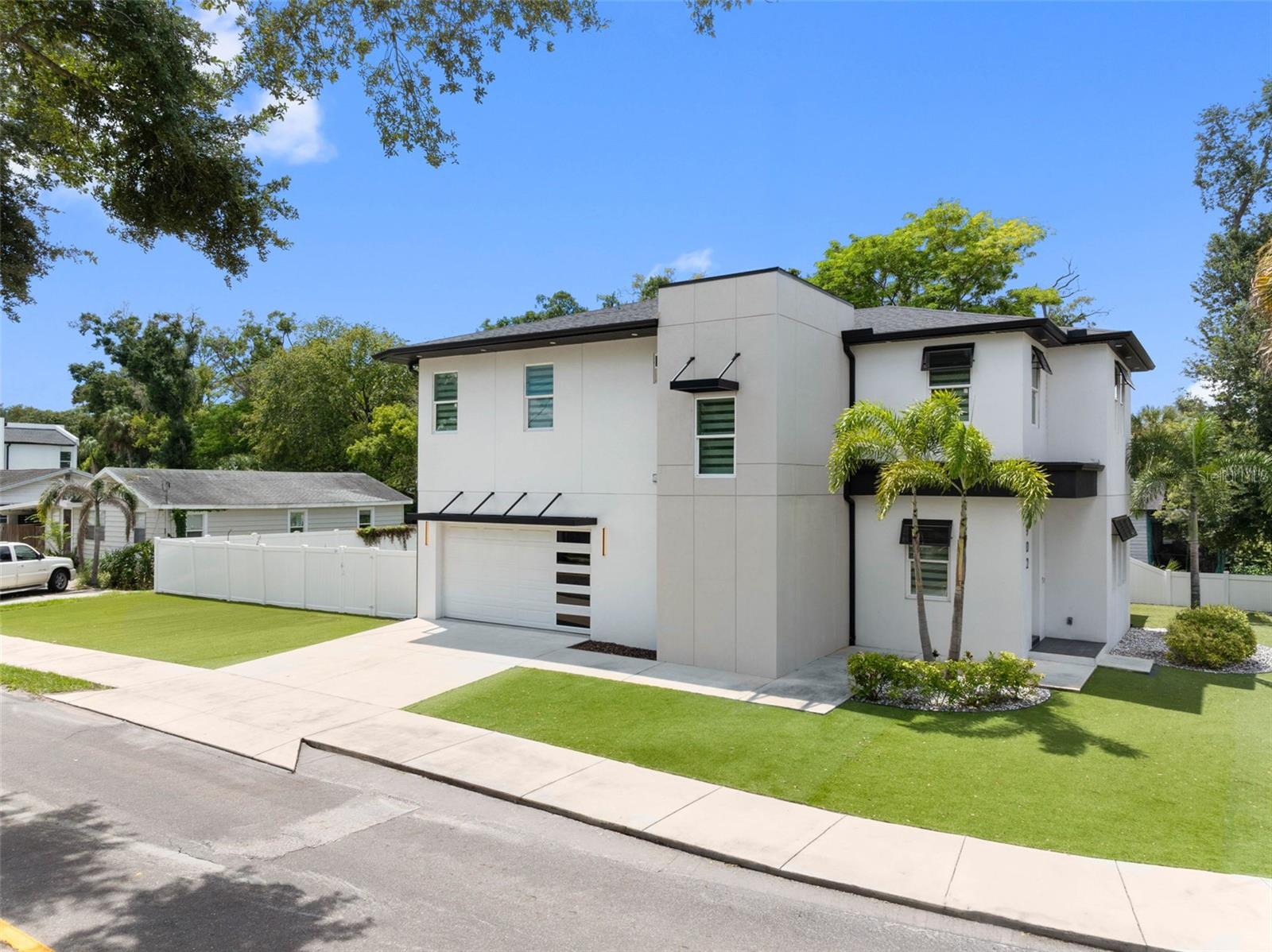 902 W SLIGH AVE — photo 48