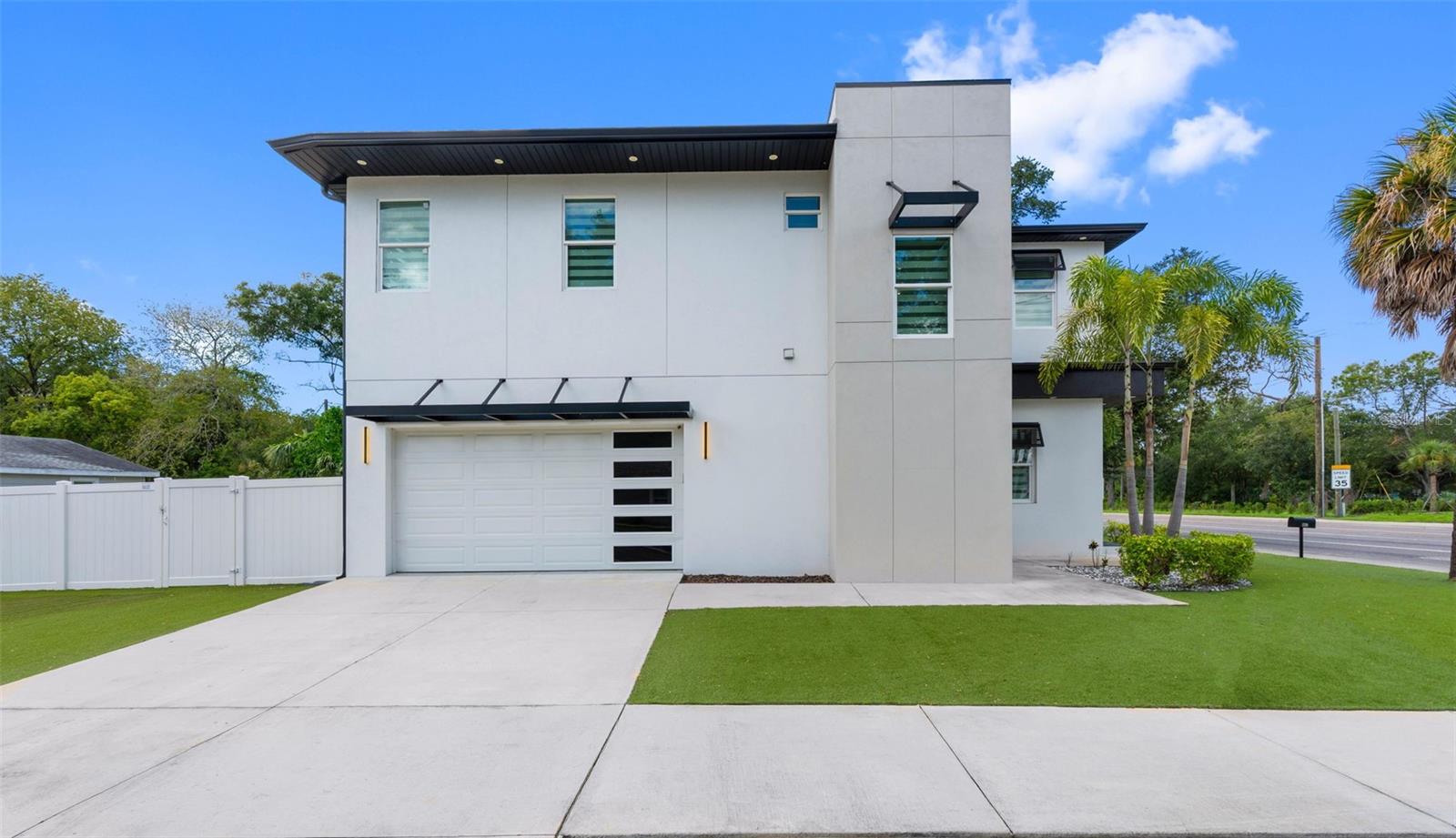 902 W SLIGH AVE — photo 6