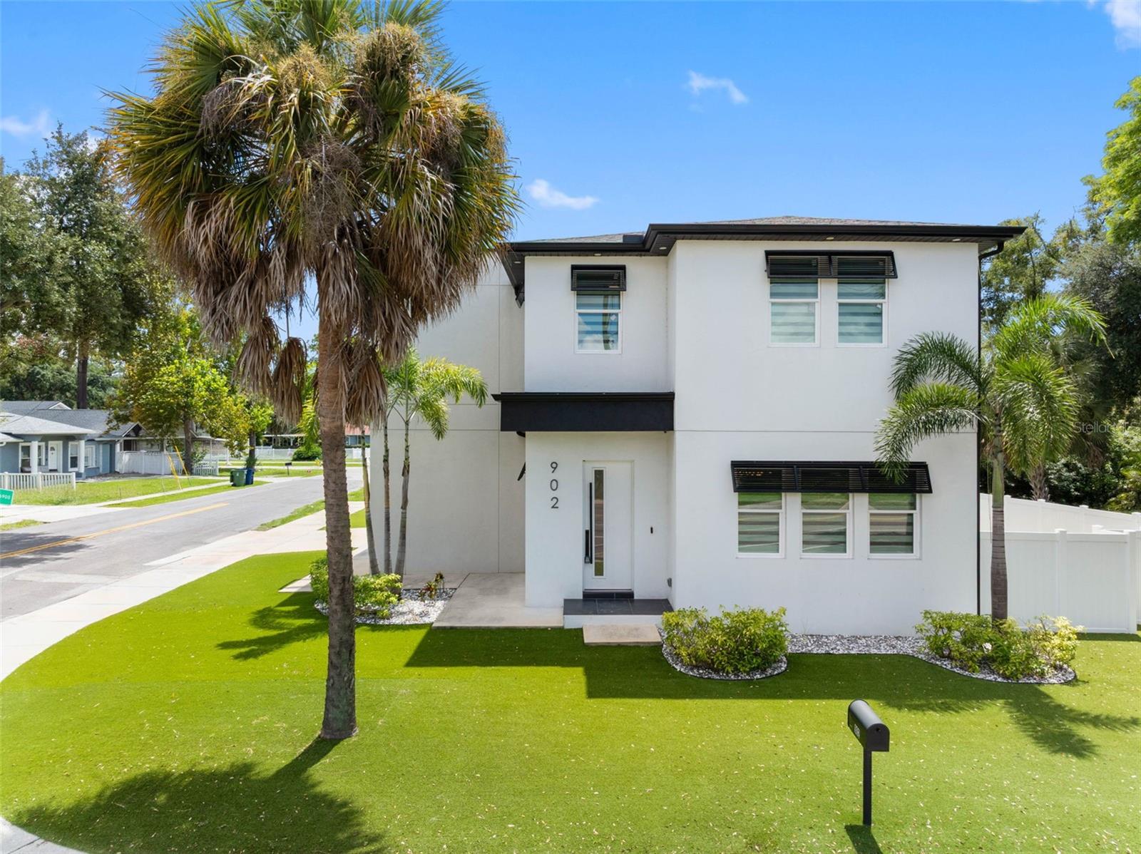 902 W SLIGH AVE — photo 46