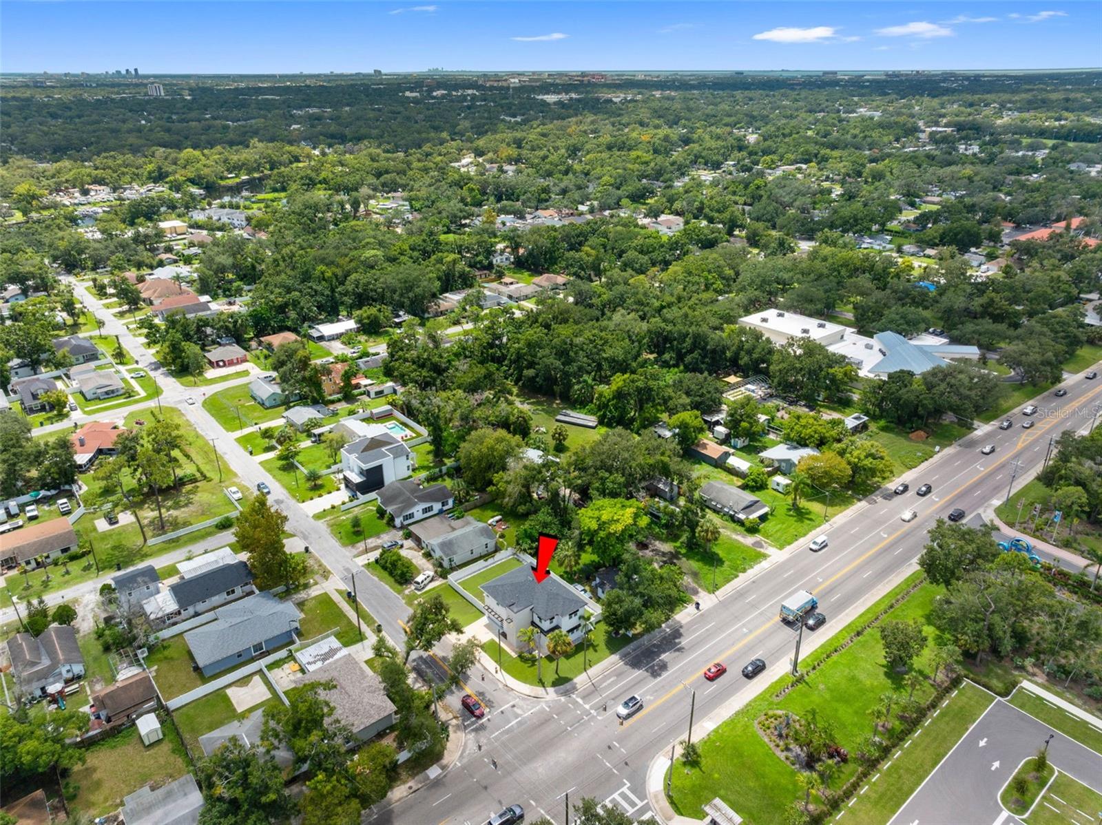 902 W SLIGH AVE — photo 60
