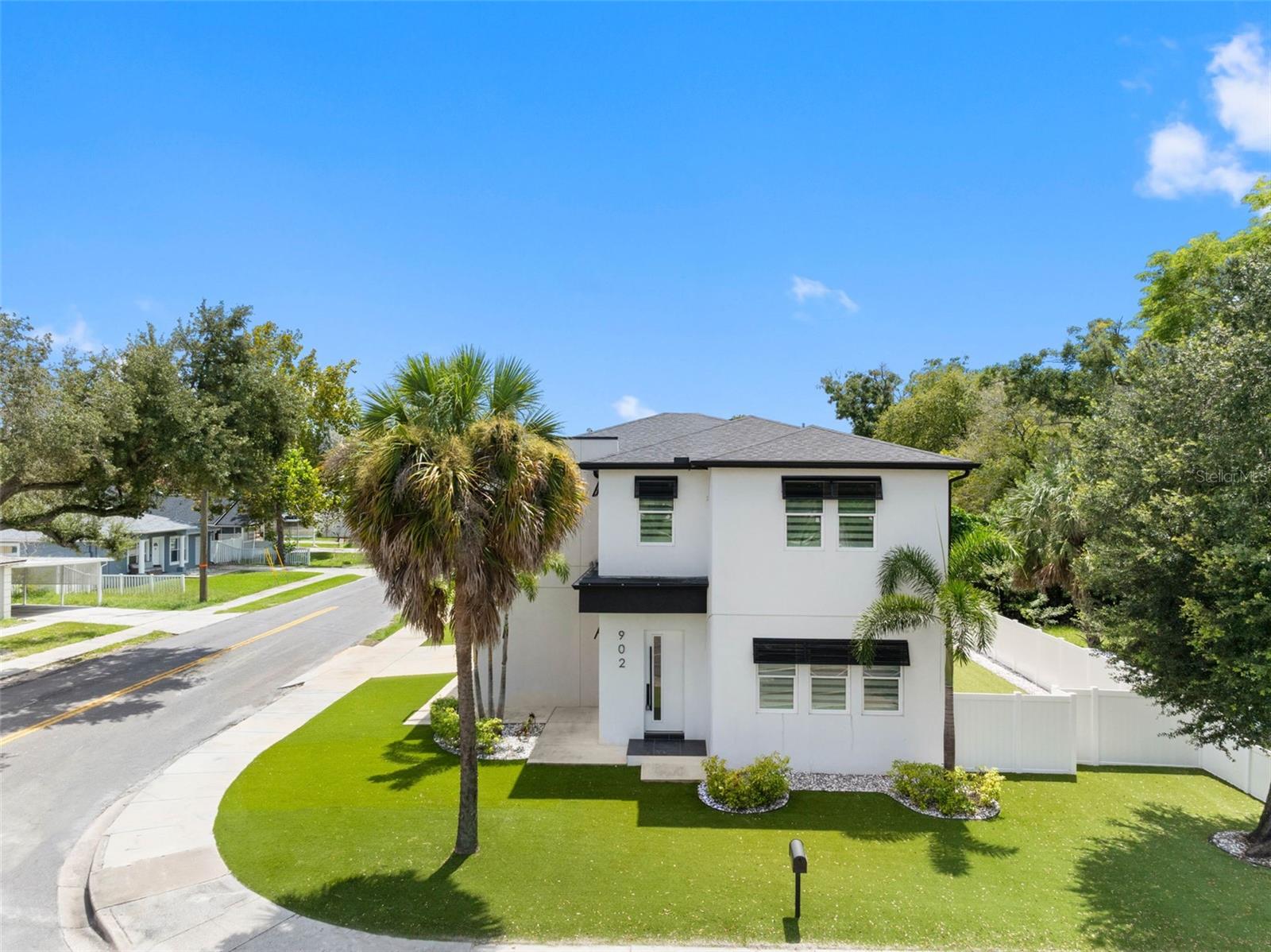 902 W SLIGH AVE — photo 45