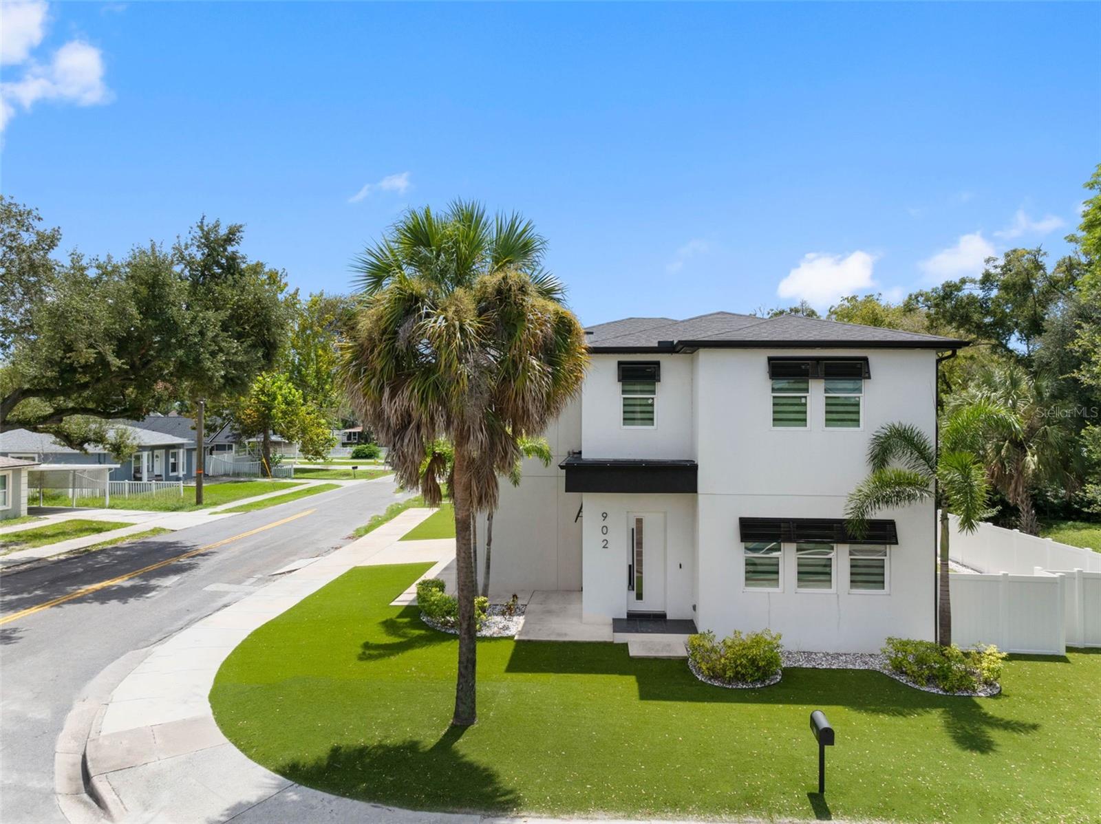 902 W SLIGH AVE — photo 50