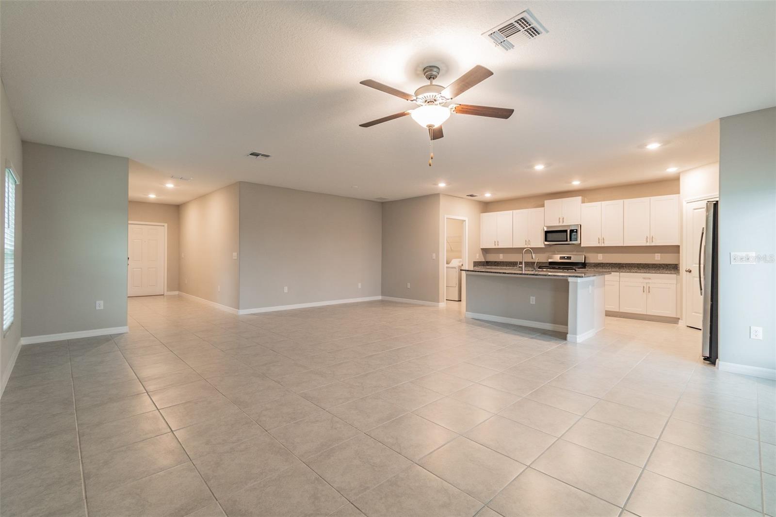 5064 WHITE CHICORY DR — photo 10